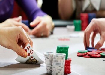 Tổng hợp đầy đủ các thuật ngữ poker cùng choipoker.net