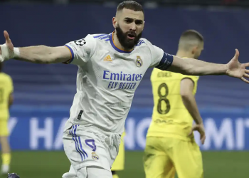 Cầu thủ Karim Benzema – ngôi sao tấn công người Pháp